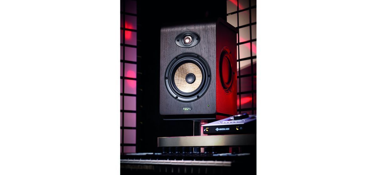 Focal-Shape65ills02